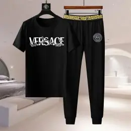 versace survetements manches courtes pour homme s_1211b7b